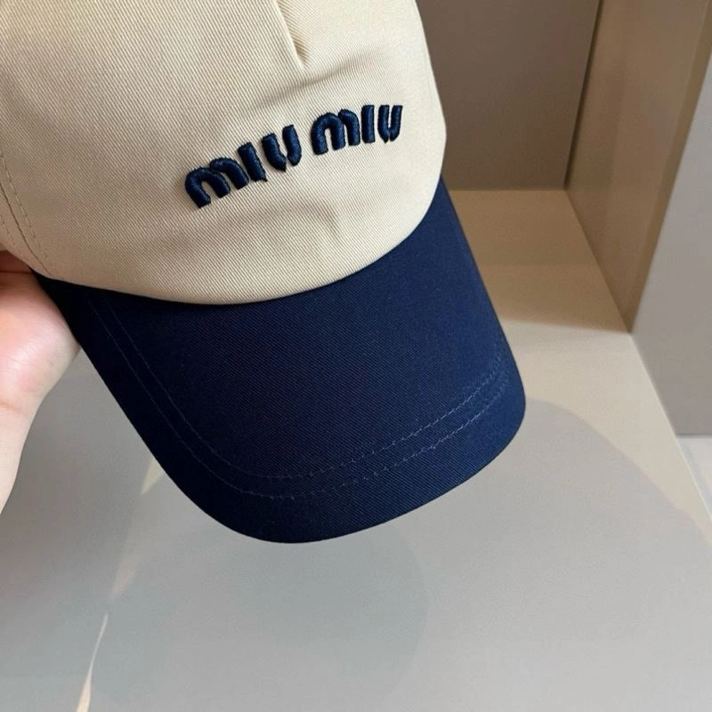 Miu Miu Caps ZipUp 261126