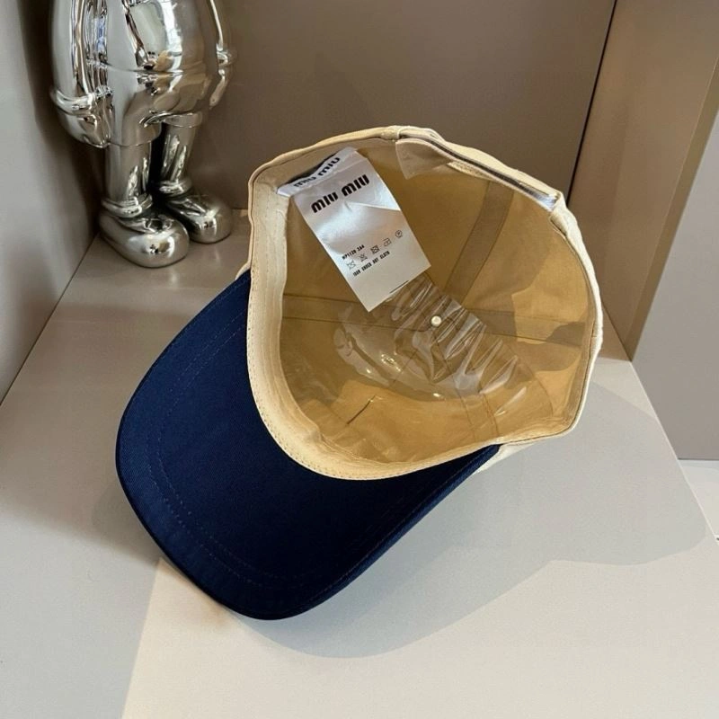 Miu Miu Caps ZipUp 261126