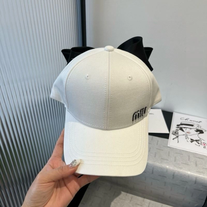 Miu Miu Caps EasyCare 261127