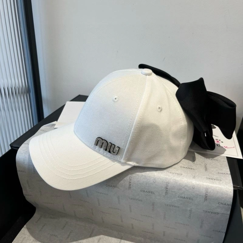 Miu Miu Caps EasyCare 261127