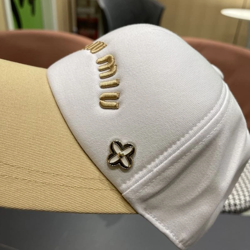 Snug Miu Miu Caps 257758