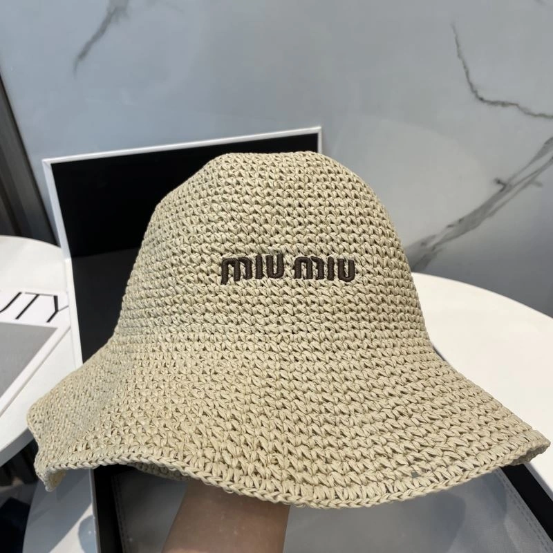 Miu Miu Caps Versatile 257748