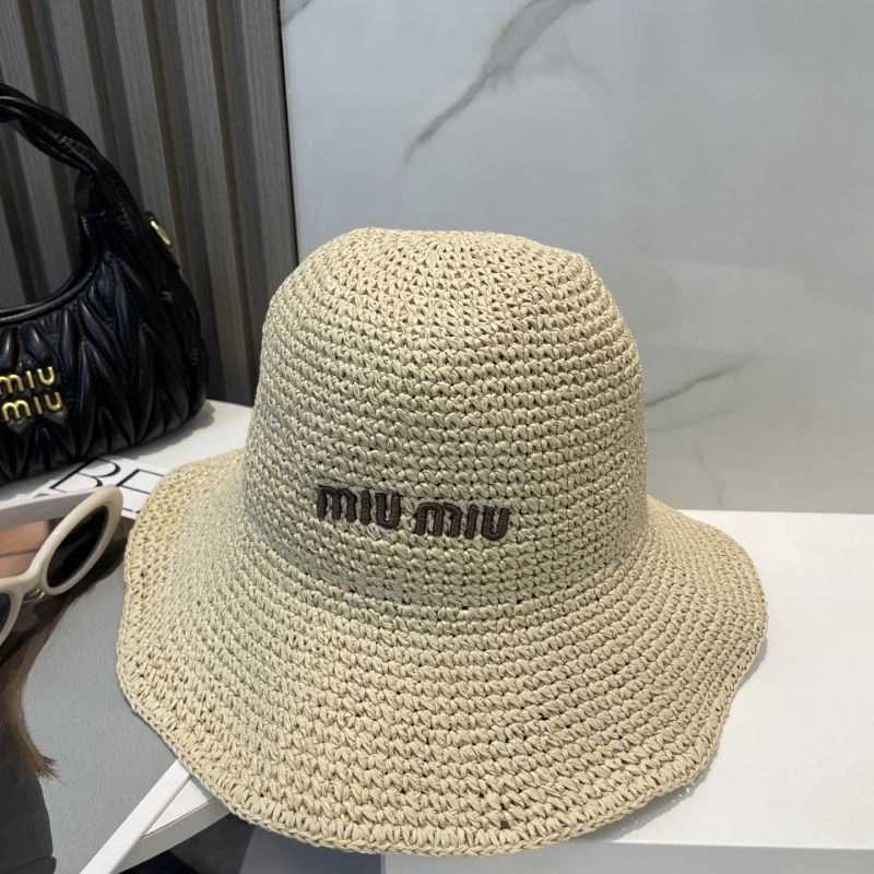 Miu Miu Caps Versatile 257748