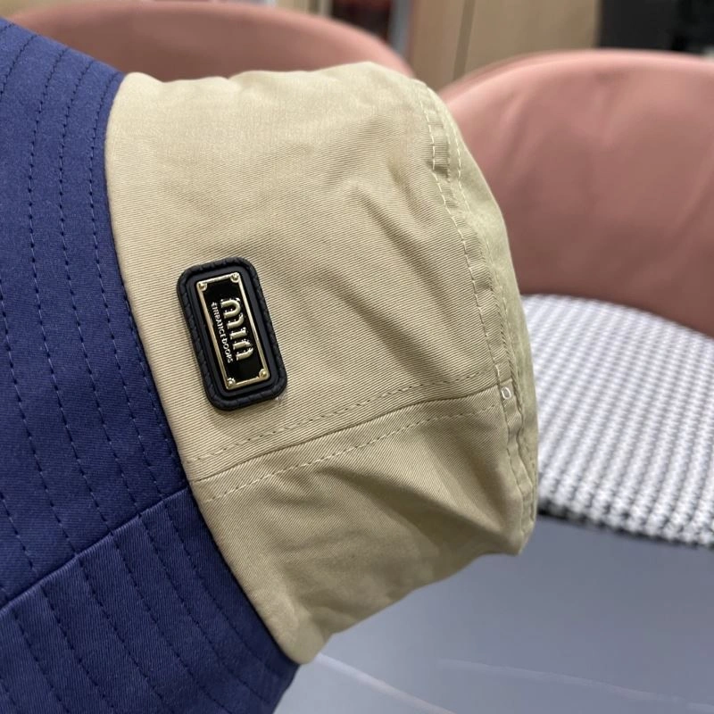 Miu Miu Caps Casual 257737