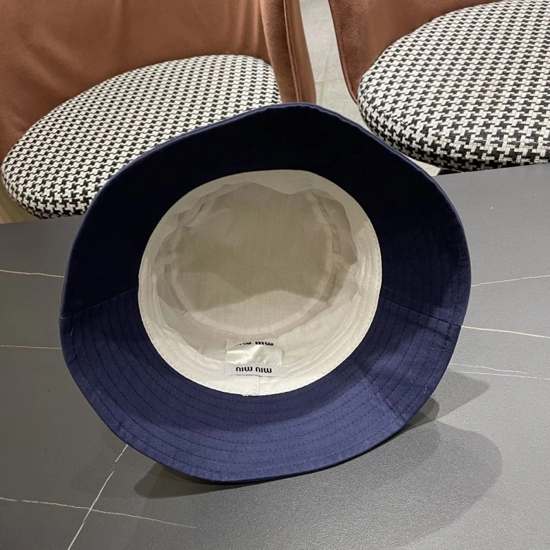 Miu Miu Caps Casual 257737