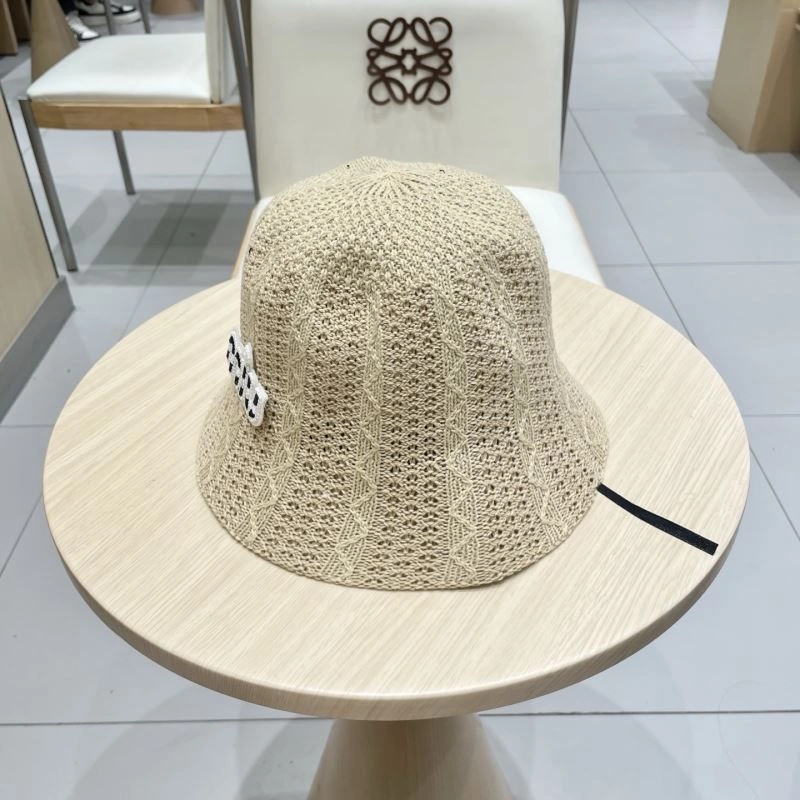 Miu Miu Caps Compact 257731