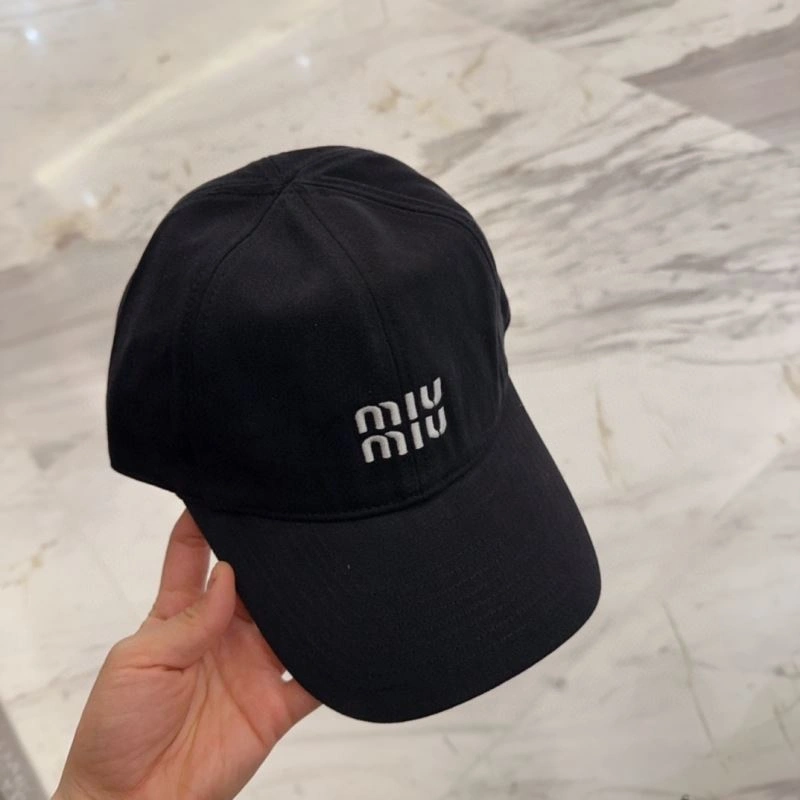 Miu Miu Caps Minimalist 257712