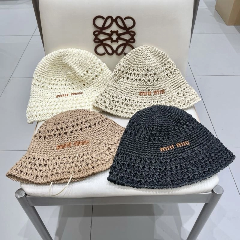 Miu Miu Caps Compact 257720