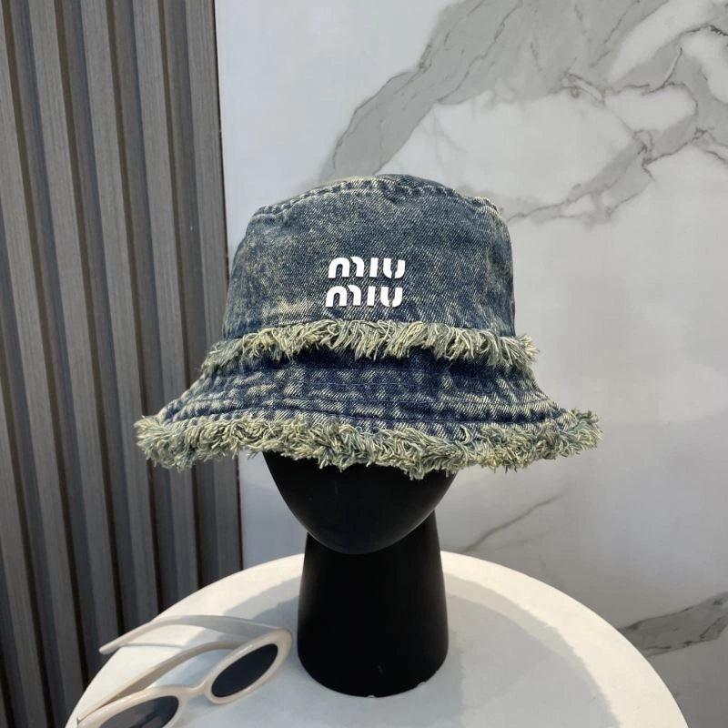 Miu Miu Caps ModernLook 257708