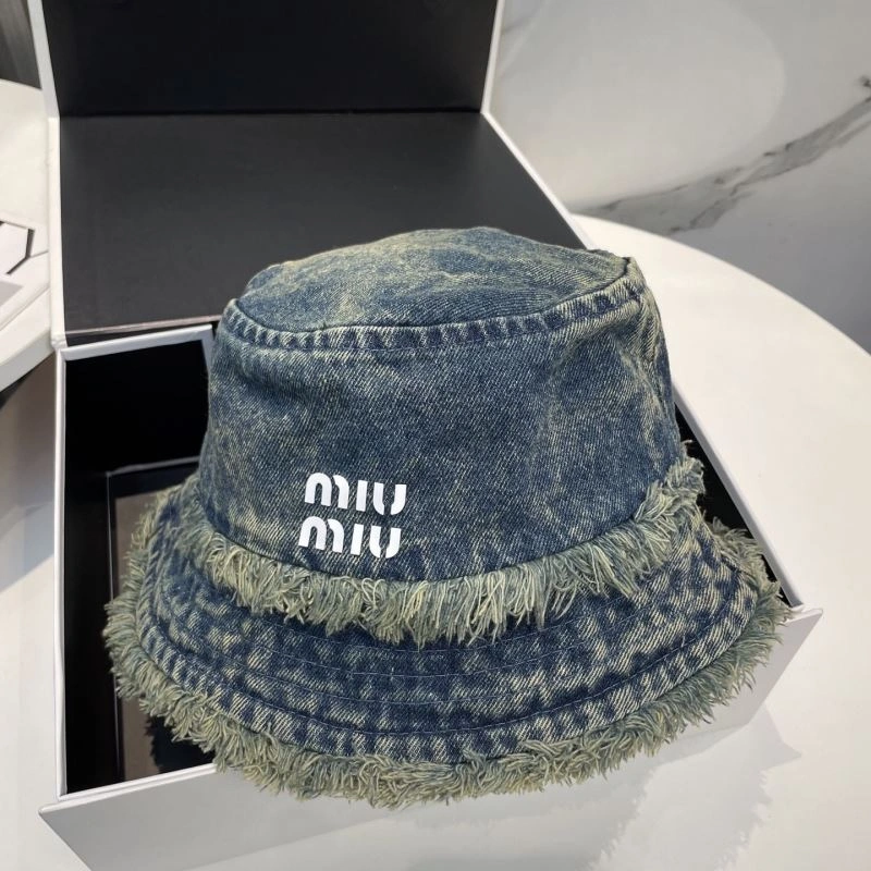 Miu Miu Caps ModernLook 257708