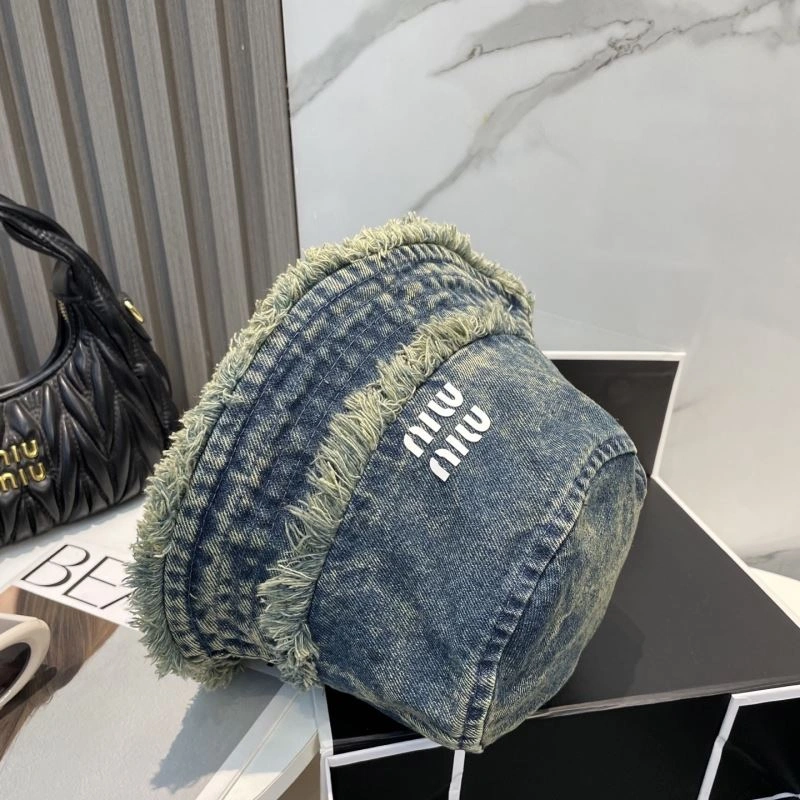 Miu Miu Caps ModernLook 257708