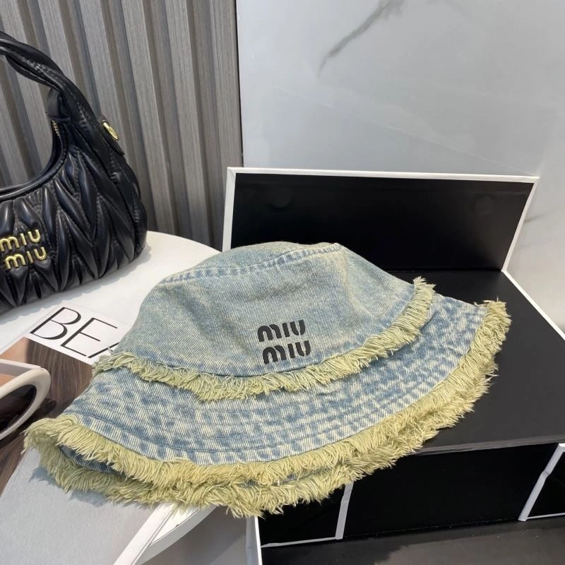 Miu Miu Caps Durable 257690