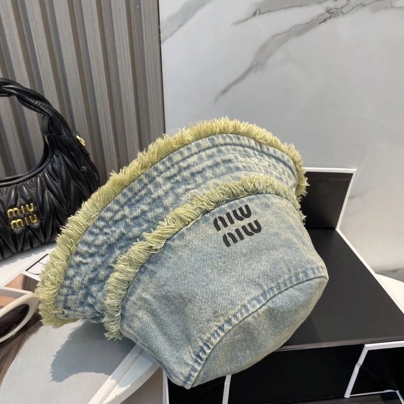 Miu Miu Caps Durable 257690