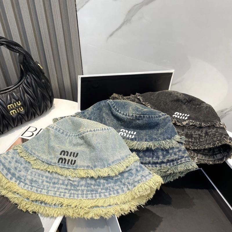 Miu Miu Caps Durable 257690