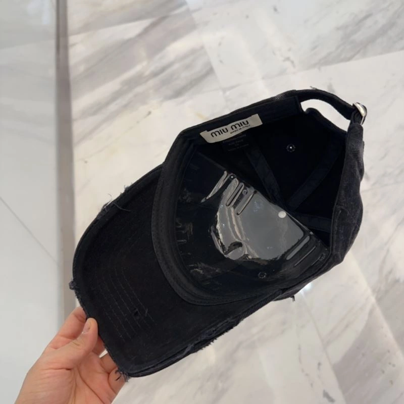 Miu Miu Caps Soft 257701