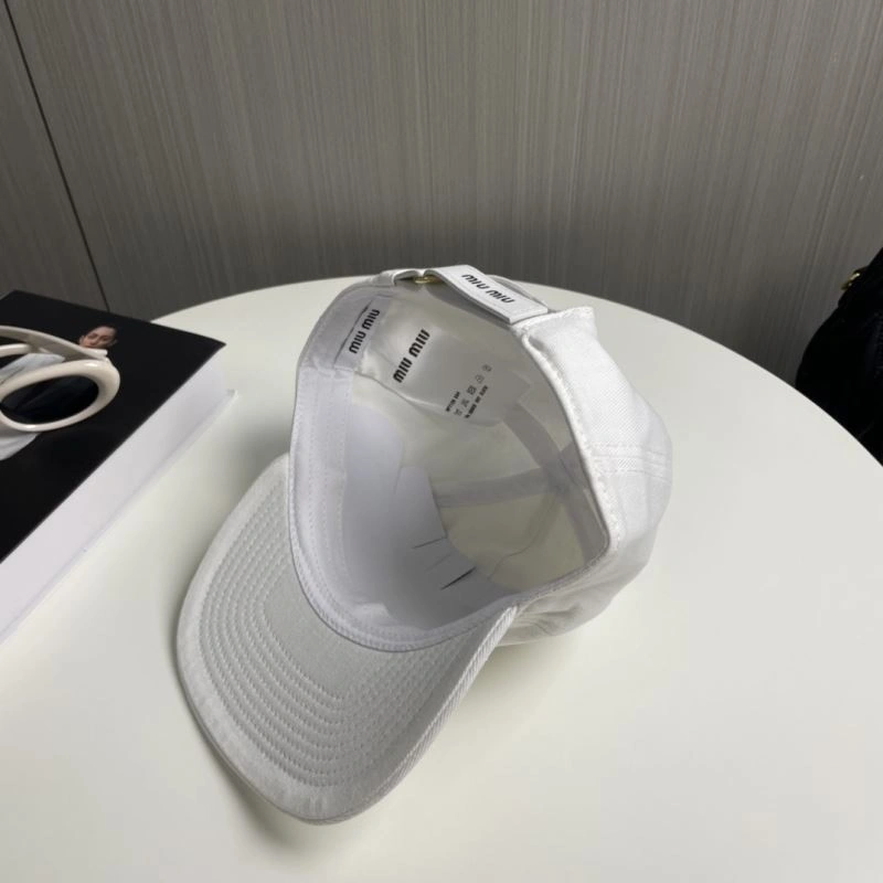 Miu Miu Caps Breathable 257689