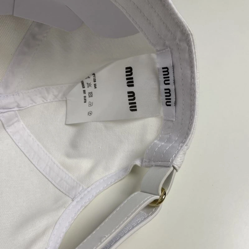 Miu Miu Caps Breathable 257689