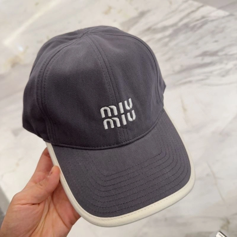 Miu Miu Caps Elegant 257670