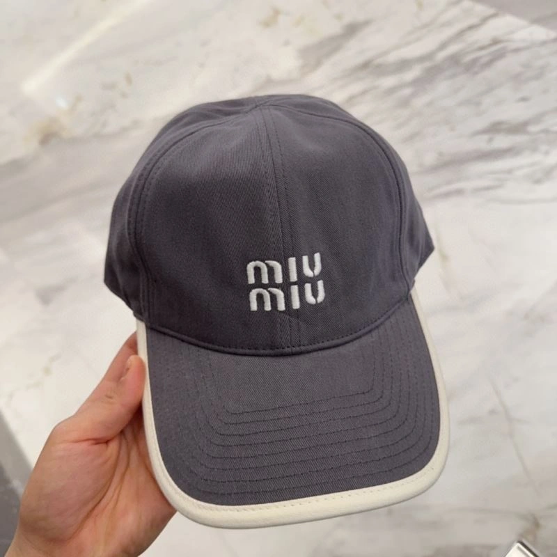 Miu Miu Caps Elegant 257670