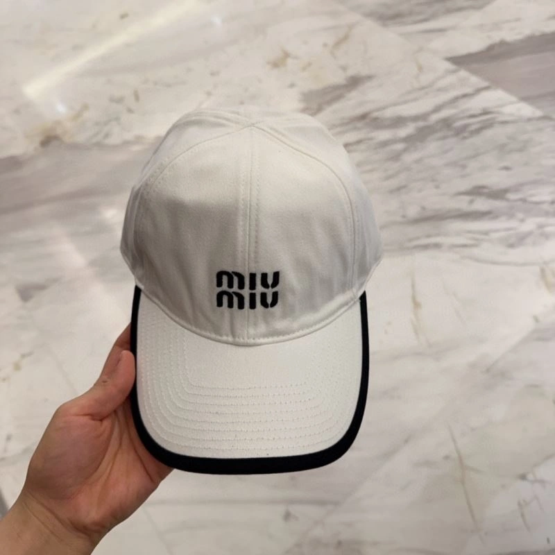 Miu Miu Caps Attractive 257656
