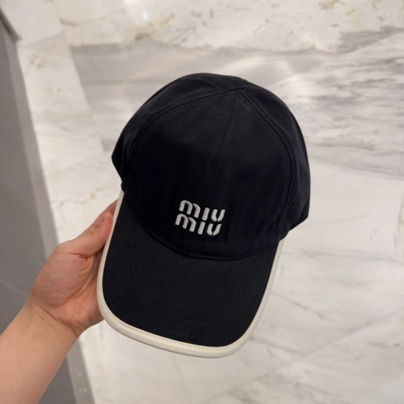 Miu Miu Caps Durable 257674
