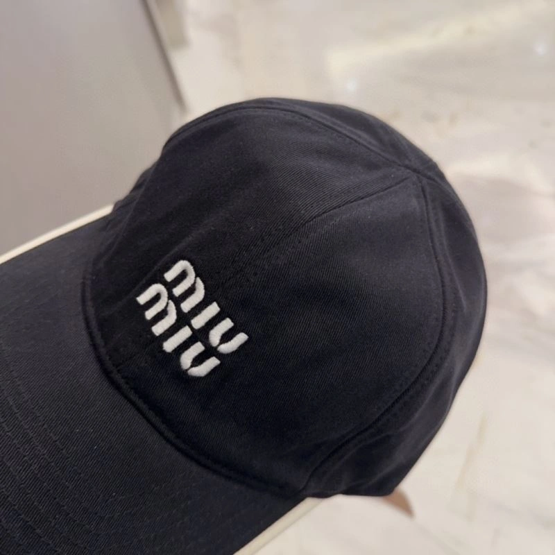 Miu Miu Caps Durable 257674