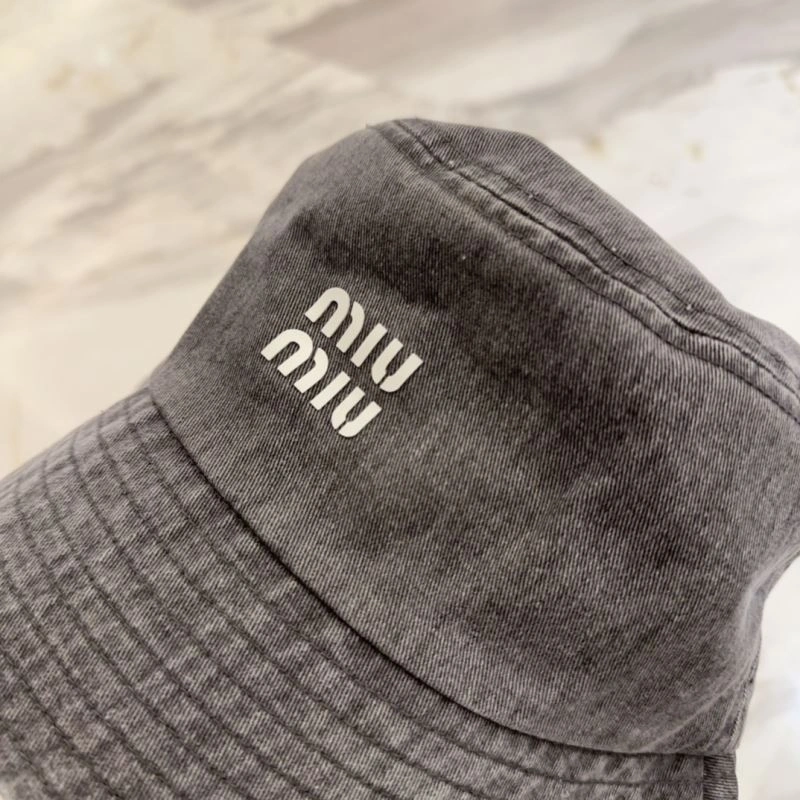 Miu Miu Caps SoftTouch 257660