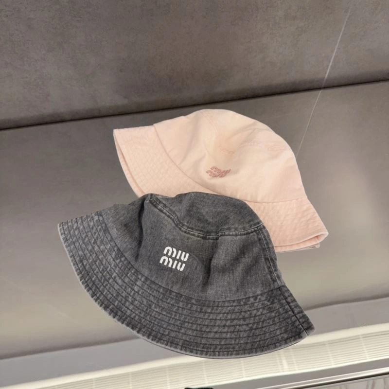 ComfortFit Miu Miu Caps 257658