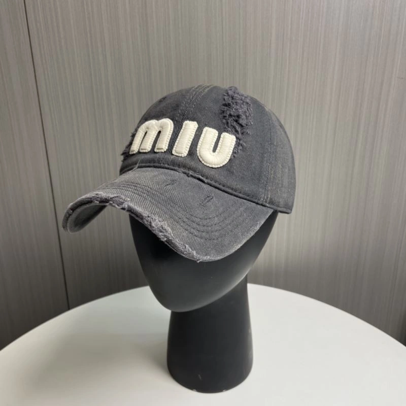 Miu Miu Caps Practical 257653