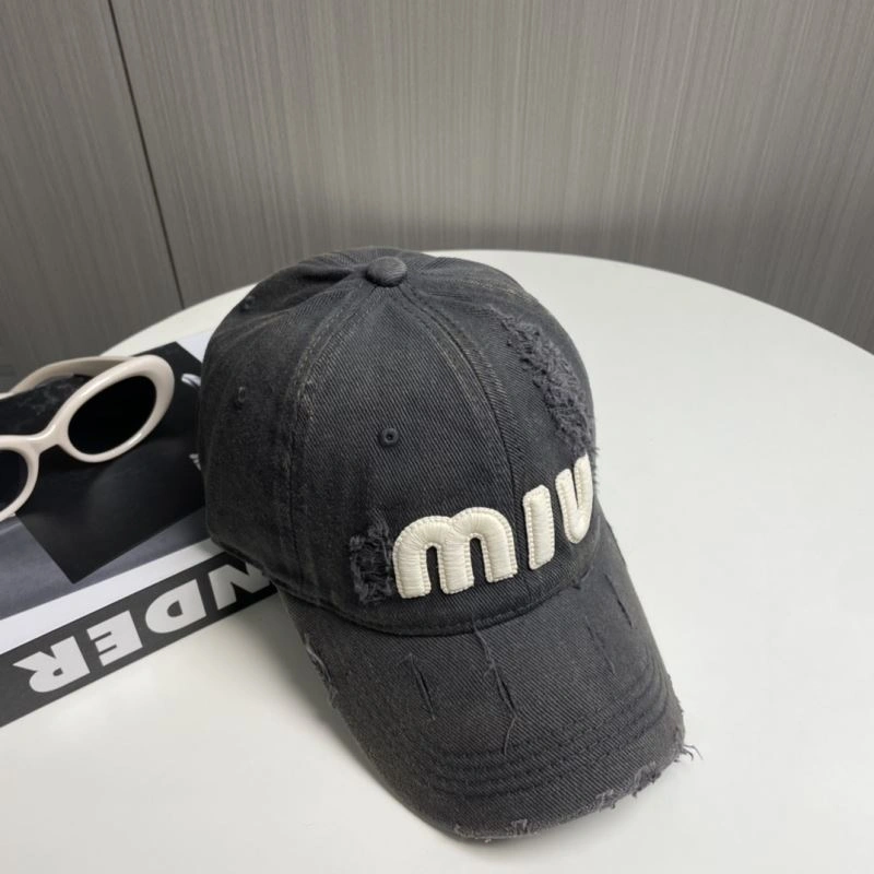 Miu Miu Caps Practical 257653