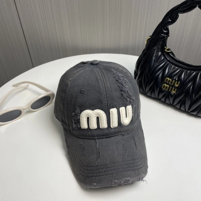 Miu Miu Caps Practical 257653