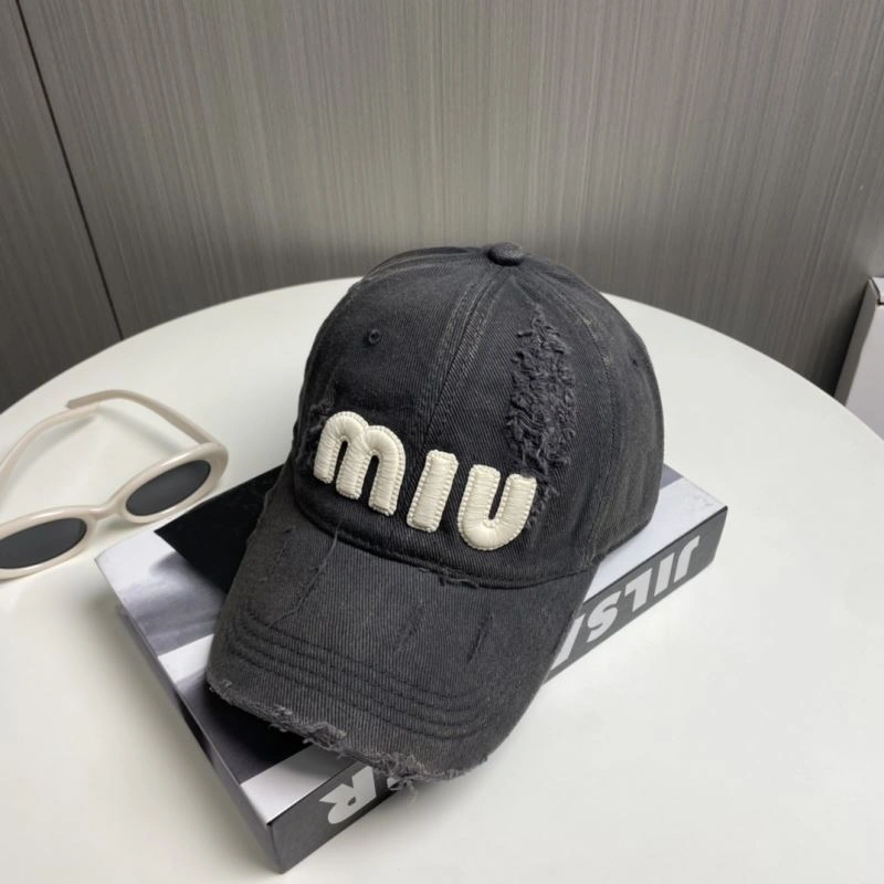Miu Miu Caps Practical 257653