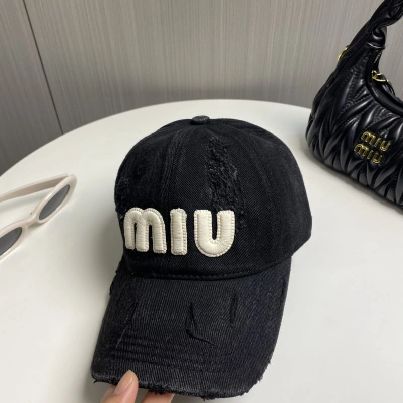 Miu Miu Caps EasyMatch 257652