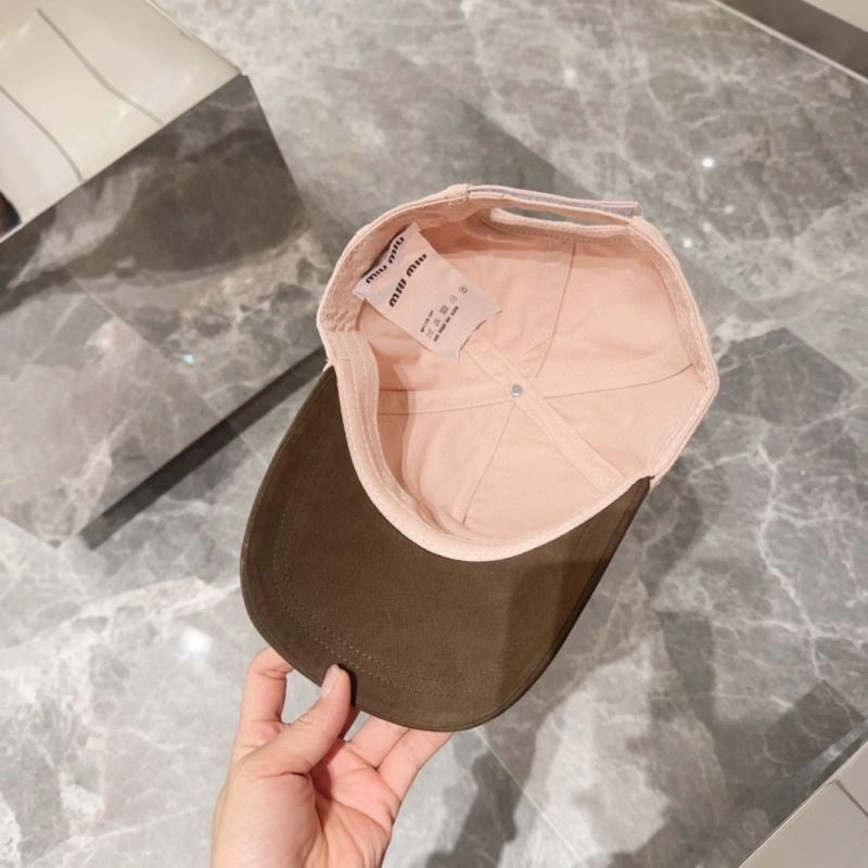 Miu Miu Caps Chic 257655