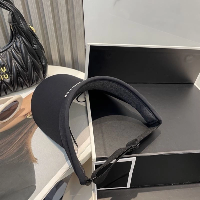 Cozy Miu Miu Caps 257659