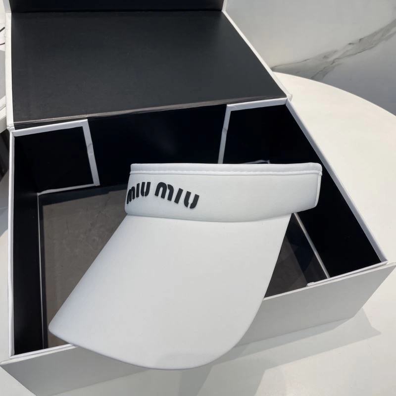 Miu Miu Caps WellDesigned 257657