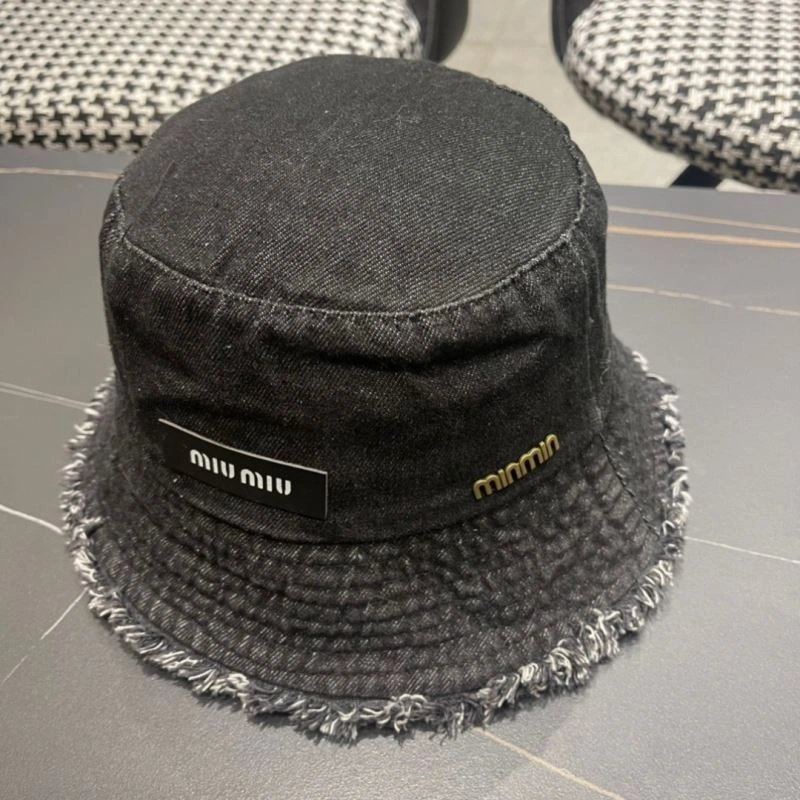 Miu Miu Caps UrbanChic 257642