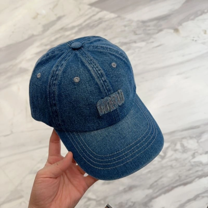Miu Miu Caps Casual 257638