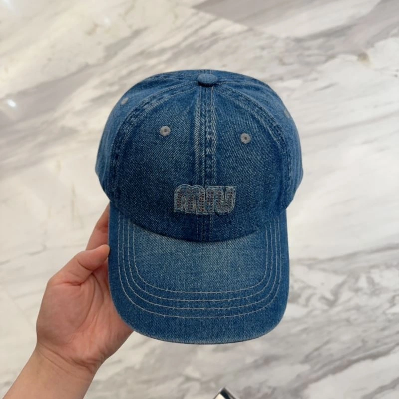 Miu Miu Caps Casual 257638