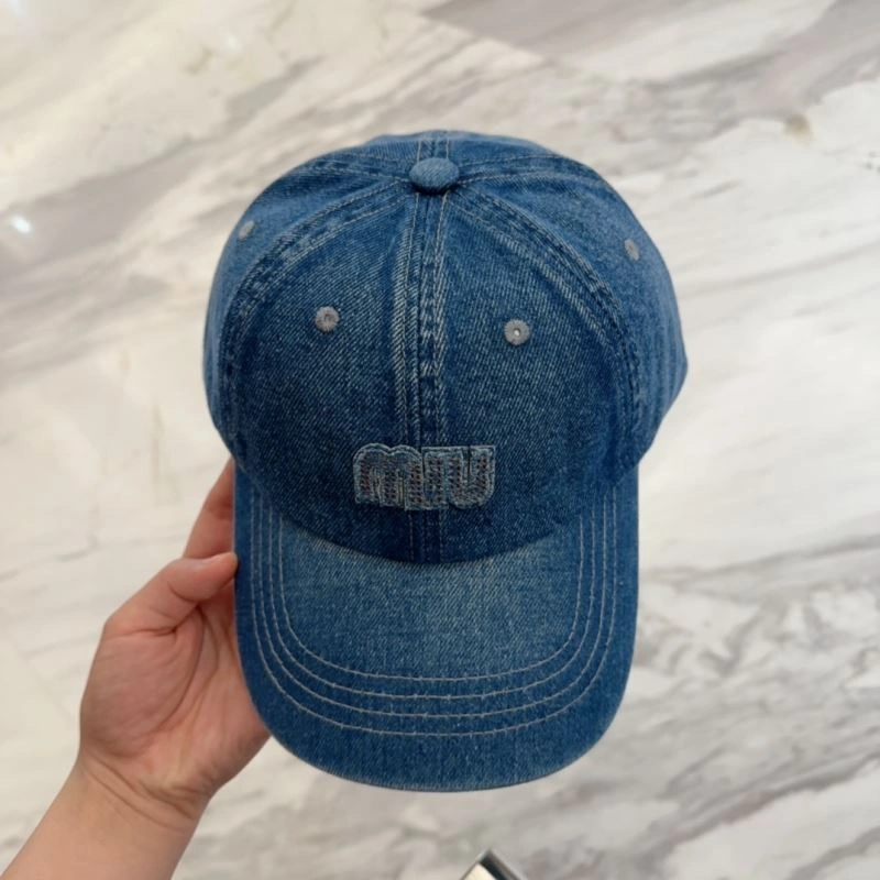 Miu Miu Caps Casual 257638