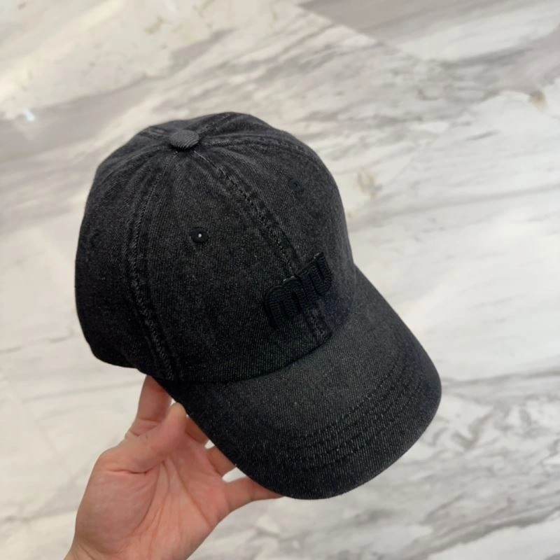 Miu Miu Caps FreshLook 257637
