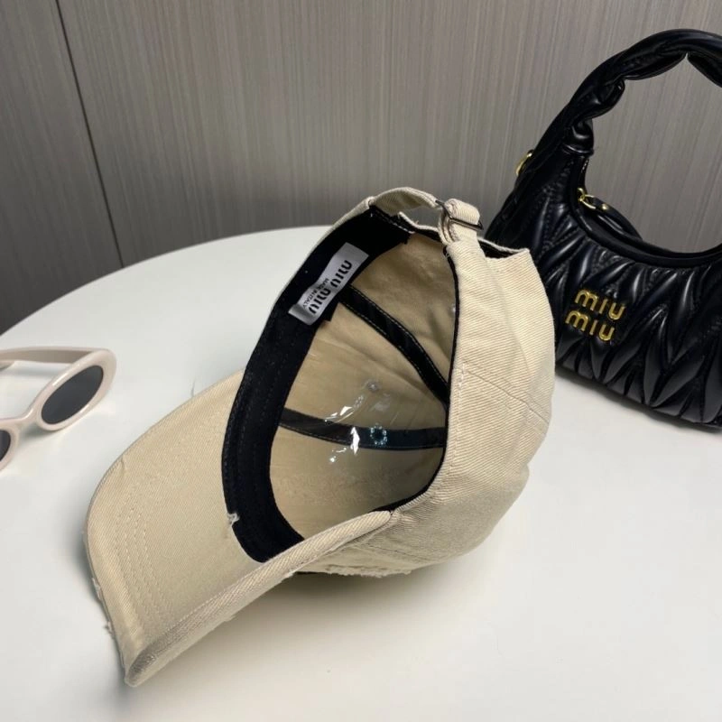 Miu Miu Caps WeatherProof 257611
