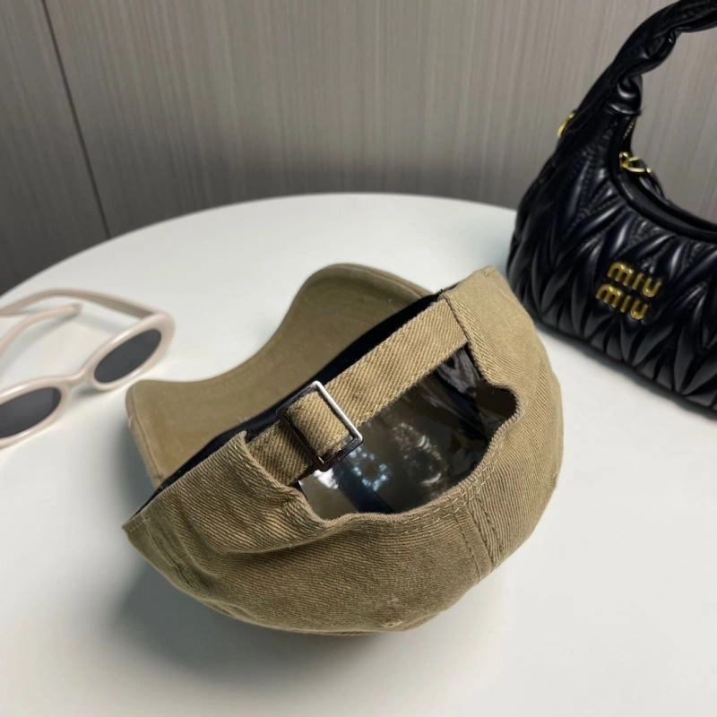 Miu Miu Caps Elegant 257629