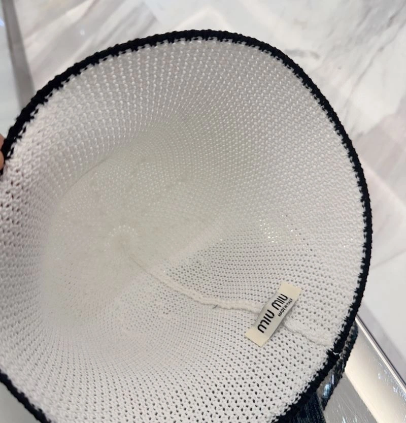 Miu Miu Caps Unique 257627