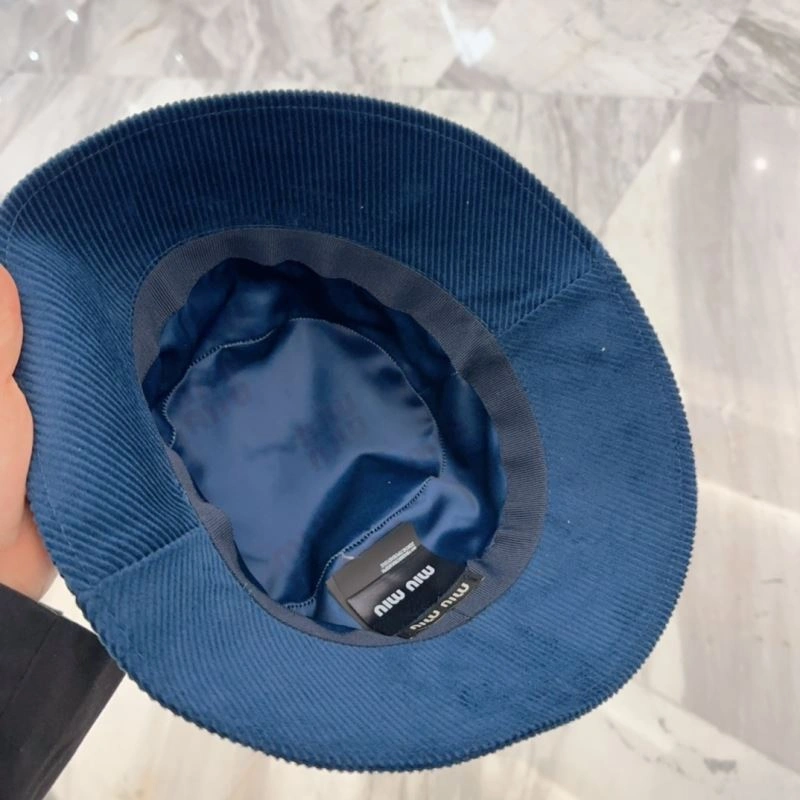 Premium Miu Miu Caps 257604
