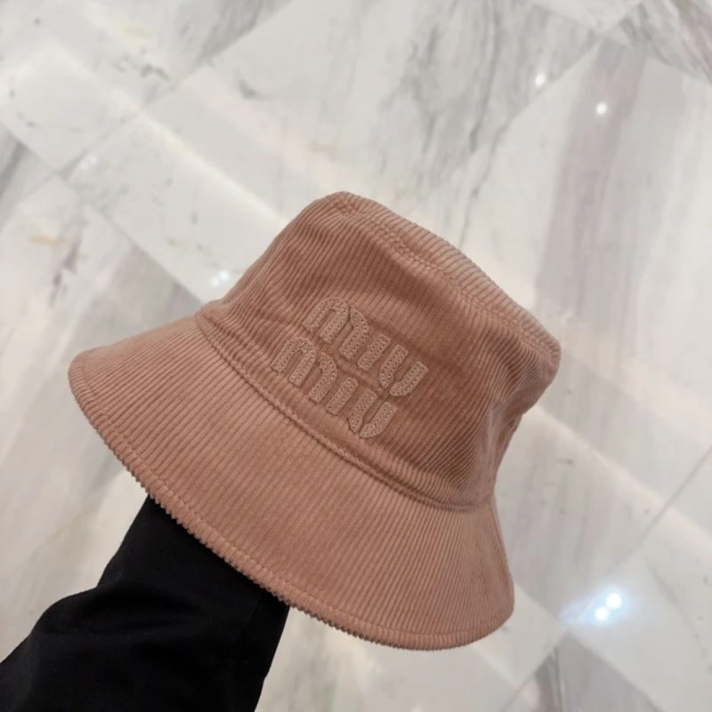 Miu Miu Caps Unique 257601