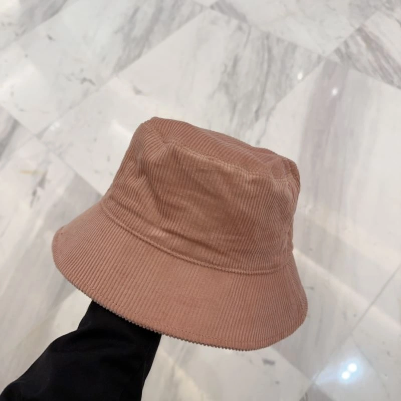Miu Miu Caps Unique 257601