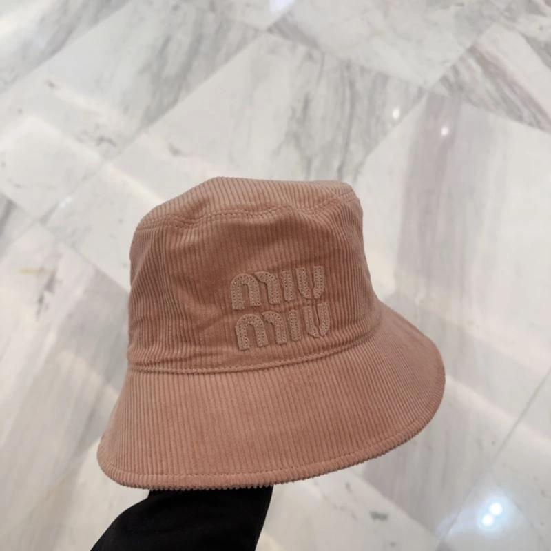 Miu Miu Caps Unique 257601