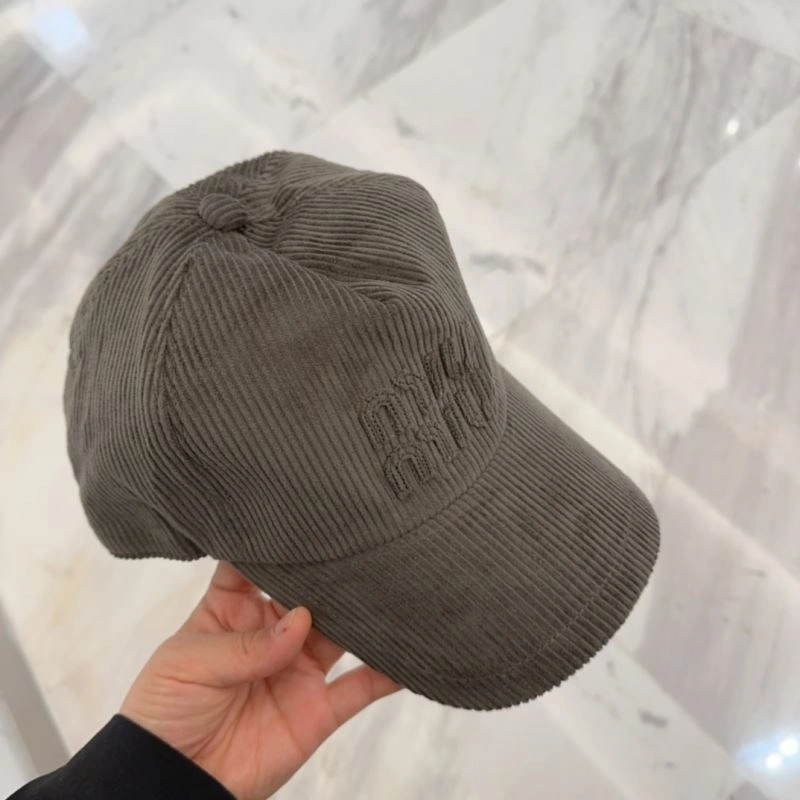 Miu Miu Caps Comfortable 257597