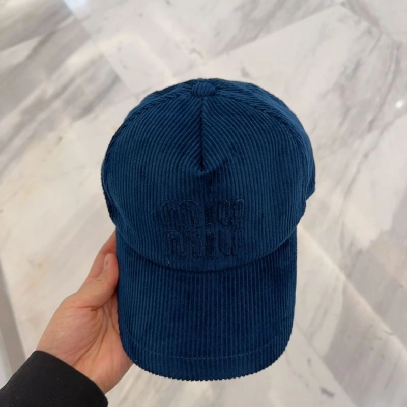 Miu Miu Caps WellDesigned 257592